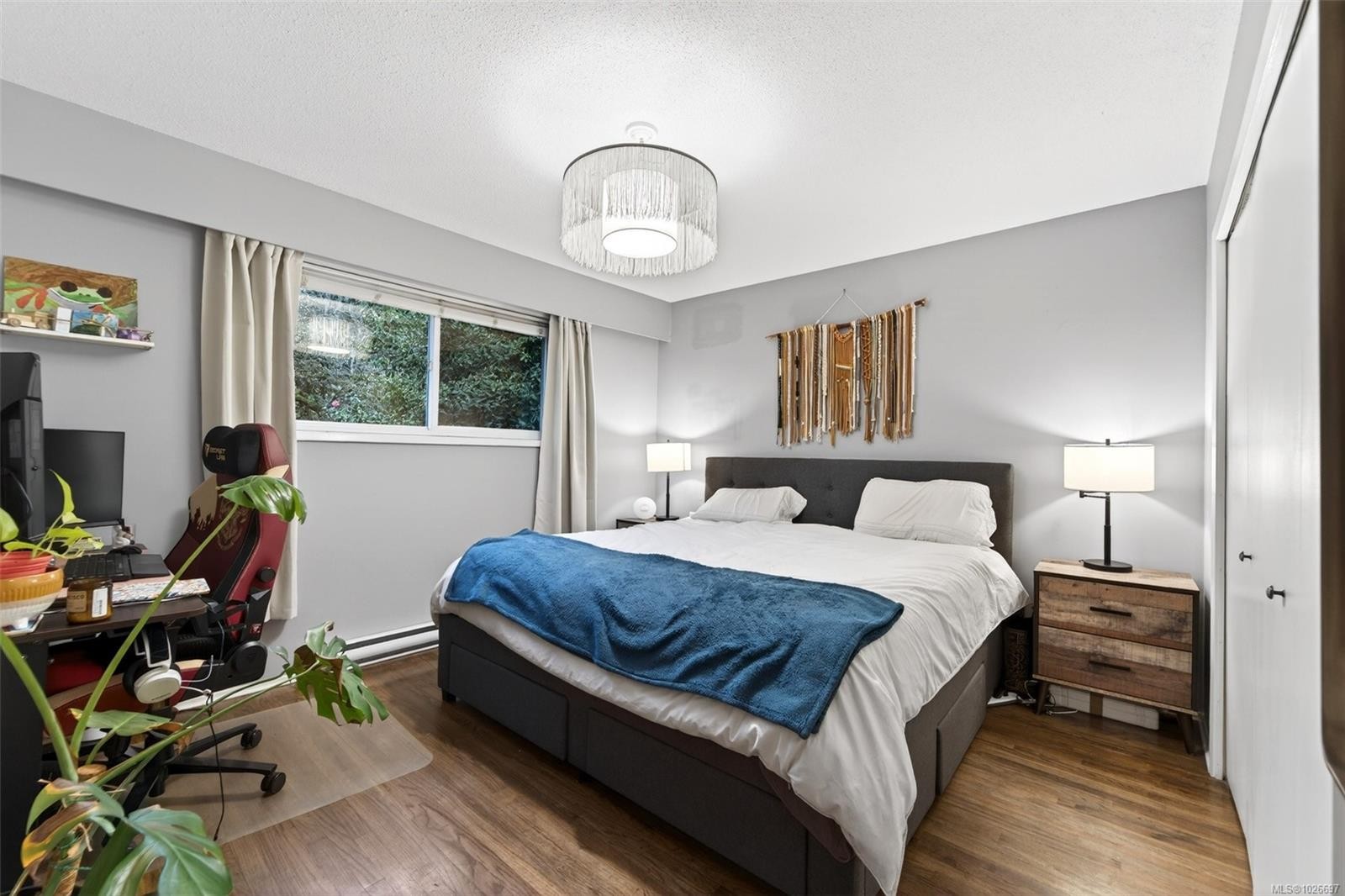 3905 Grange Rd, Saanich, BC