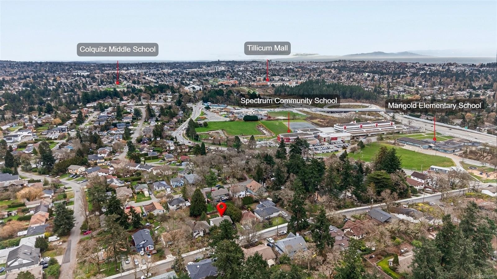 3905 Grange Rd, Saanich, BC