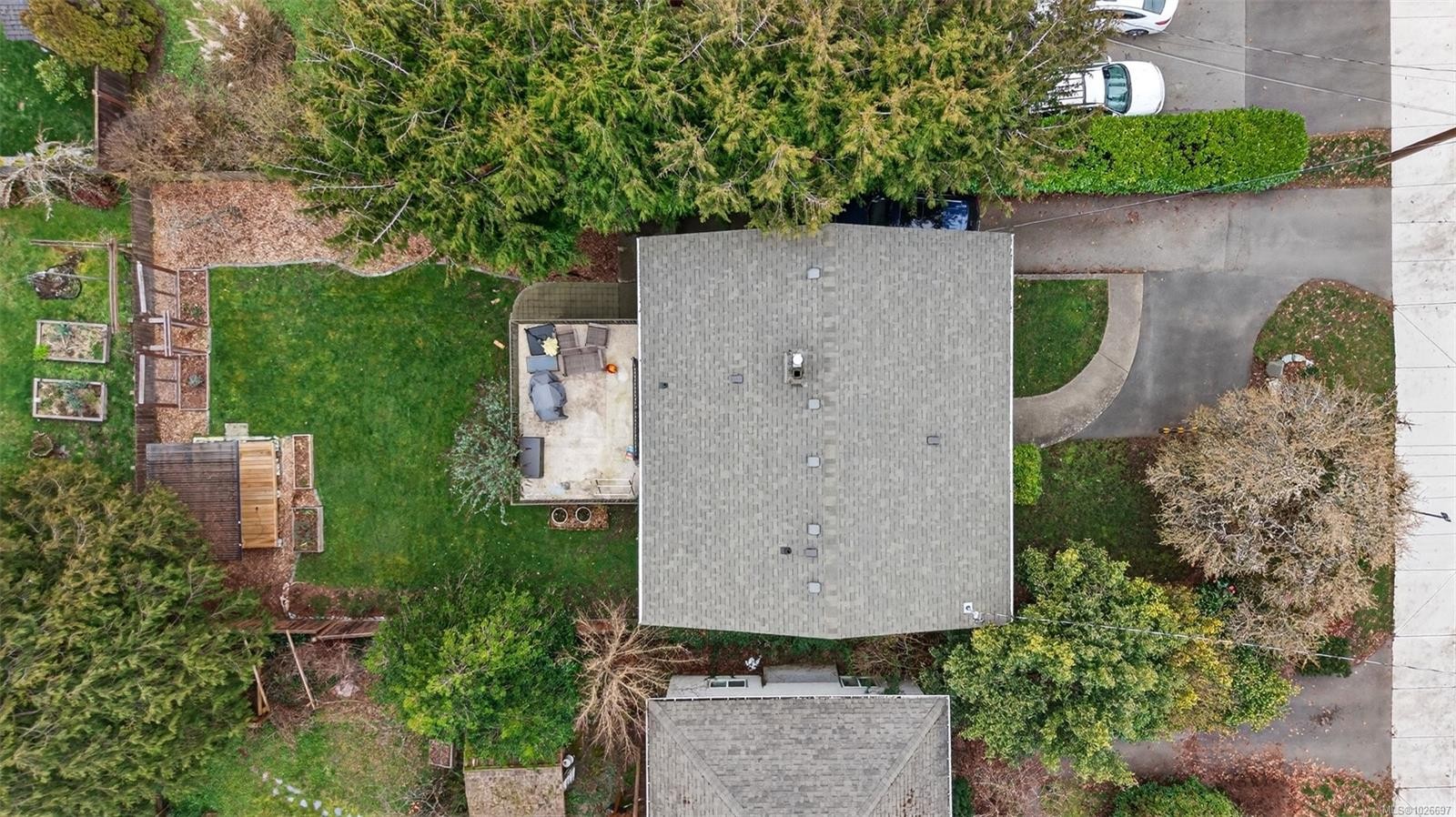 3905 Grange Rd, Saanich, BC