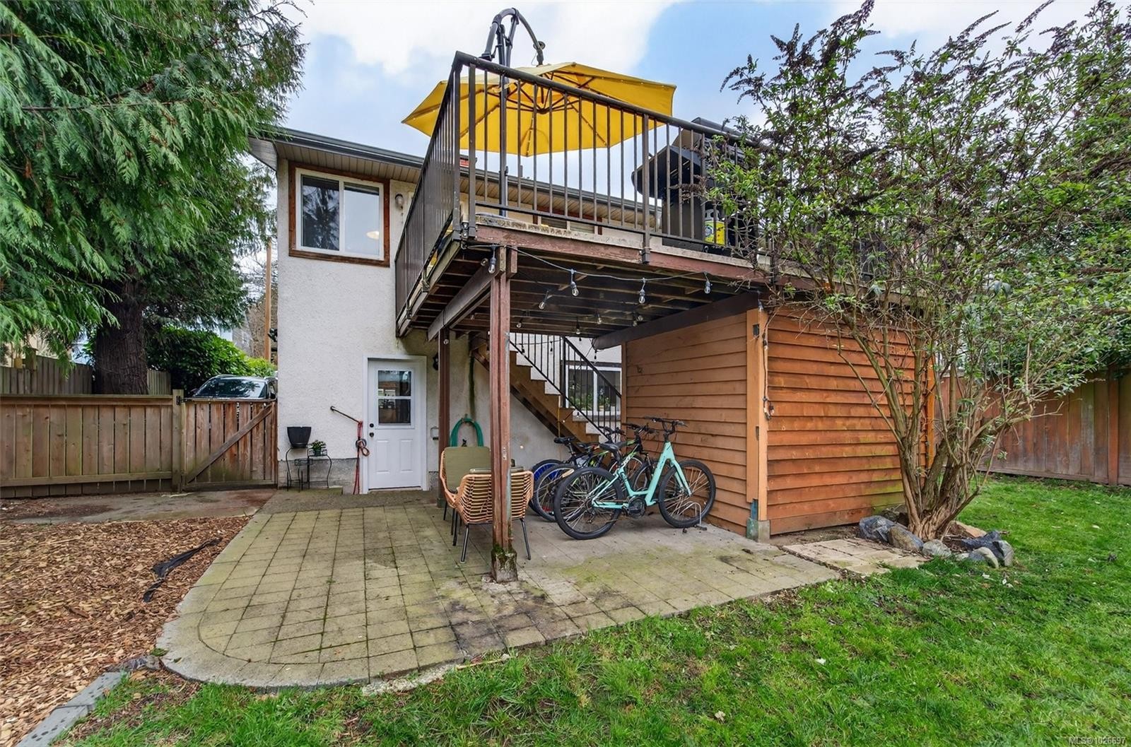 3905 Grange Rd, Saanich, BC