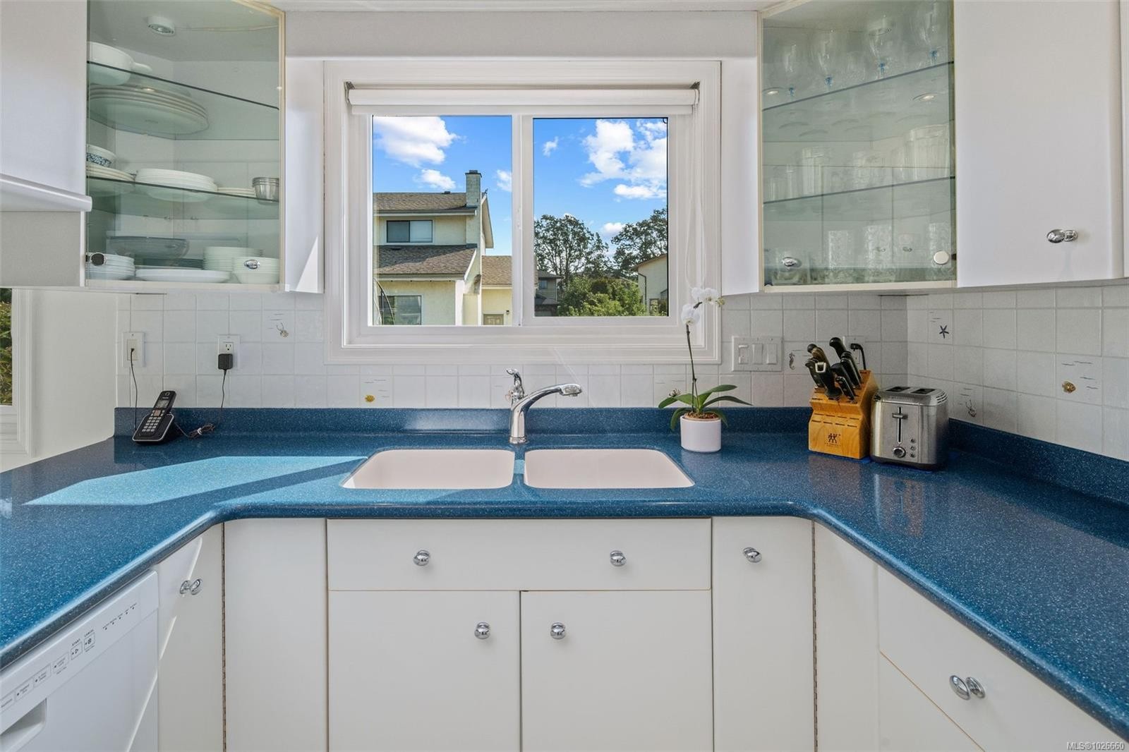 4059 Cavallin Crt, Saanich, BC