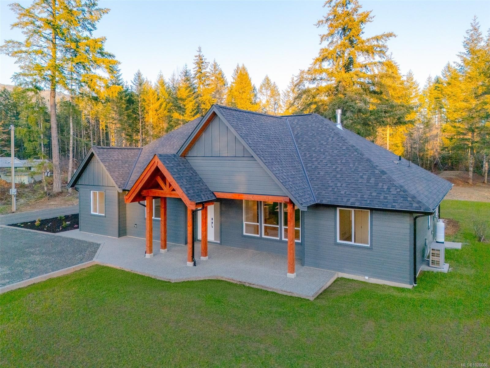 6537 Fayette Rd, Port Alberni, BC