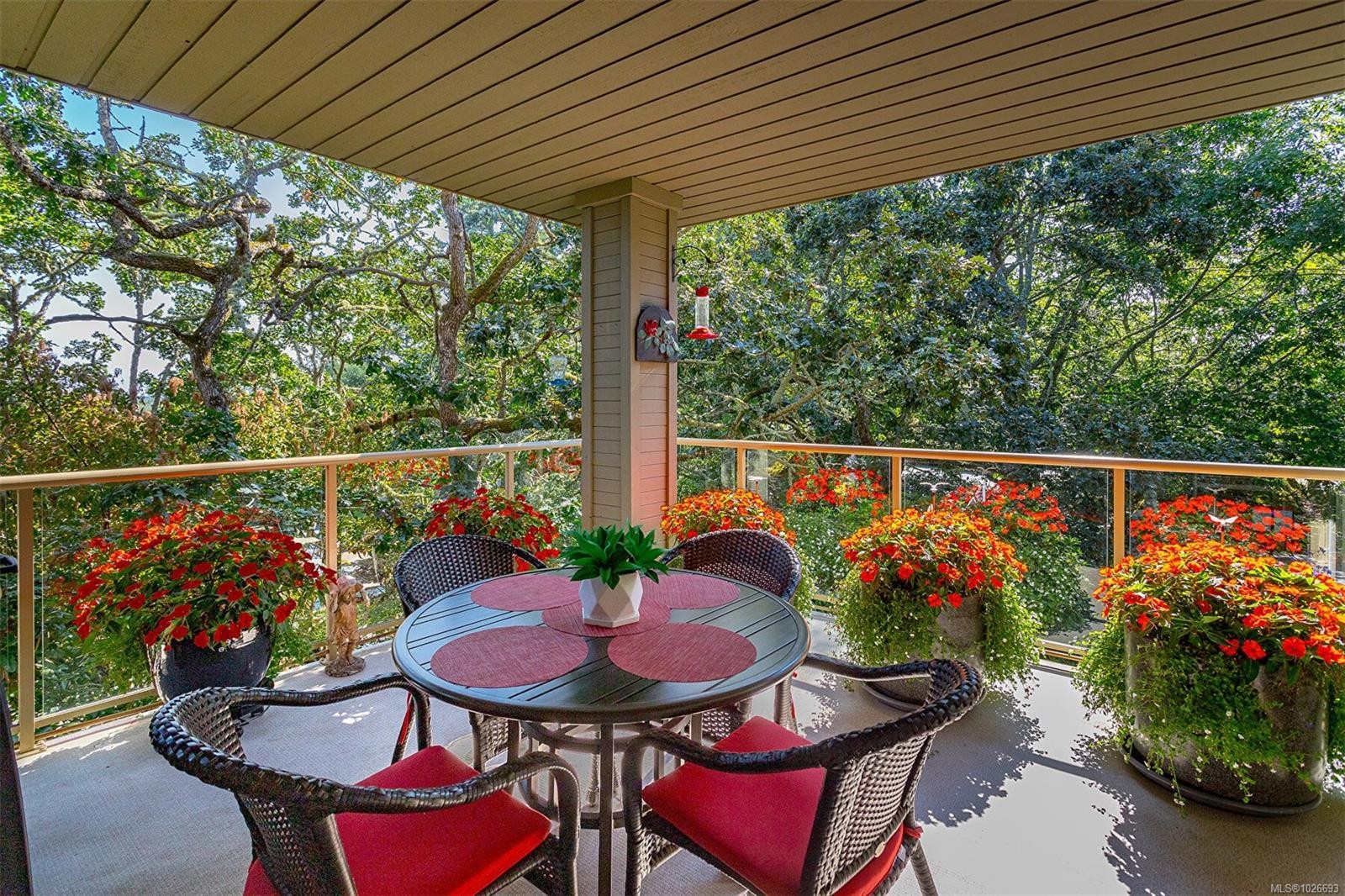 4-910 Maltwood Terr, Saanich, BC - Outdoor With Deck Patio Veranda With Exterior