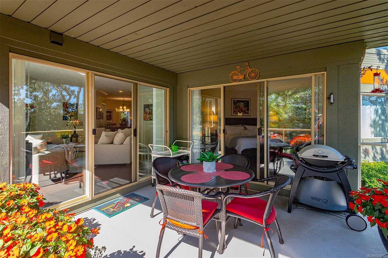 4-910 Maltwood Terr, Saanich, BC - Outdoor With Deck Patio Veranda With Exterior