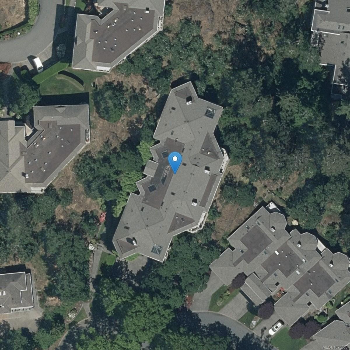 4-910 Maltwood Terr, Saanich, BC - Other