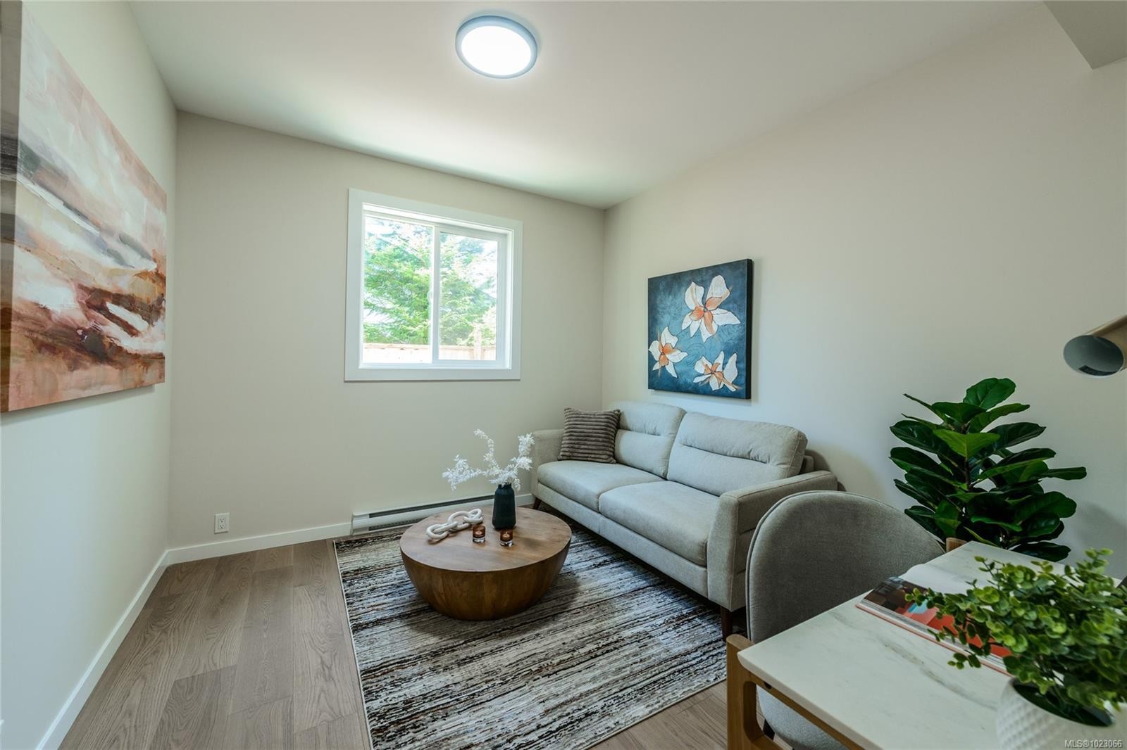 1246 Reynolds Rd, Saanich, BC