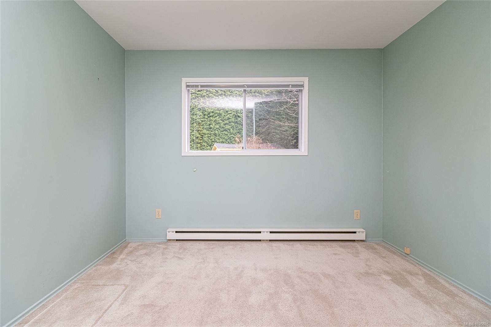 2320 Hazelton Pl, Saanich, BC