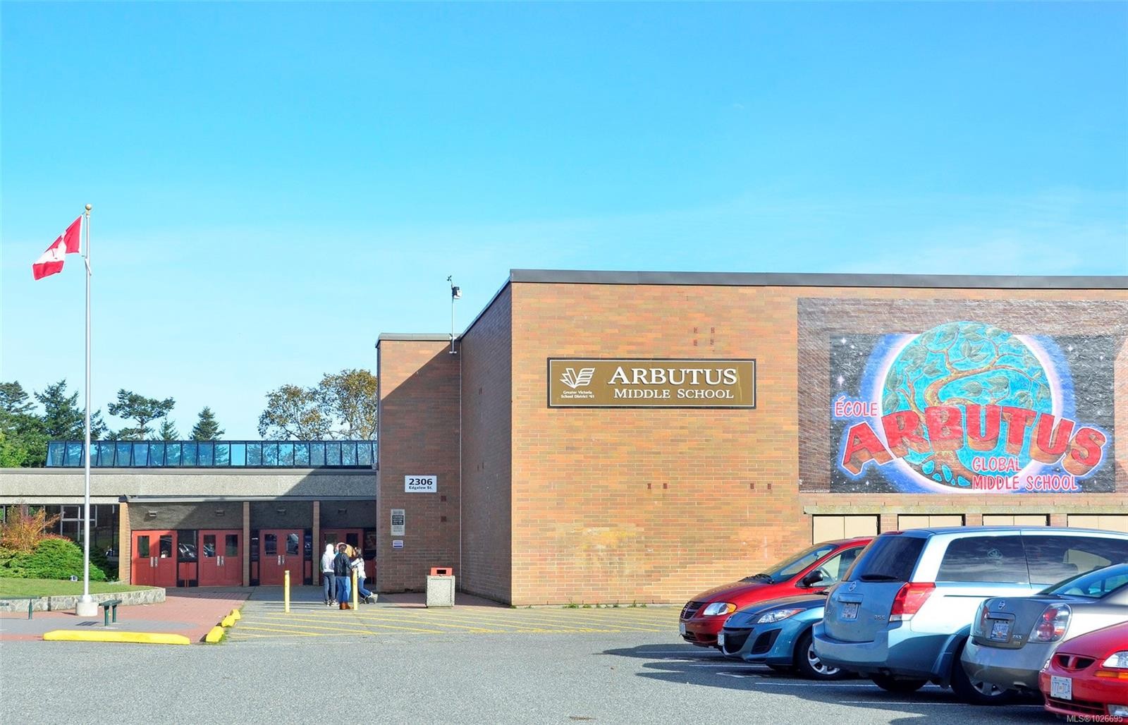 2320 Hazelton Pl, Saanich, BC