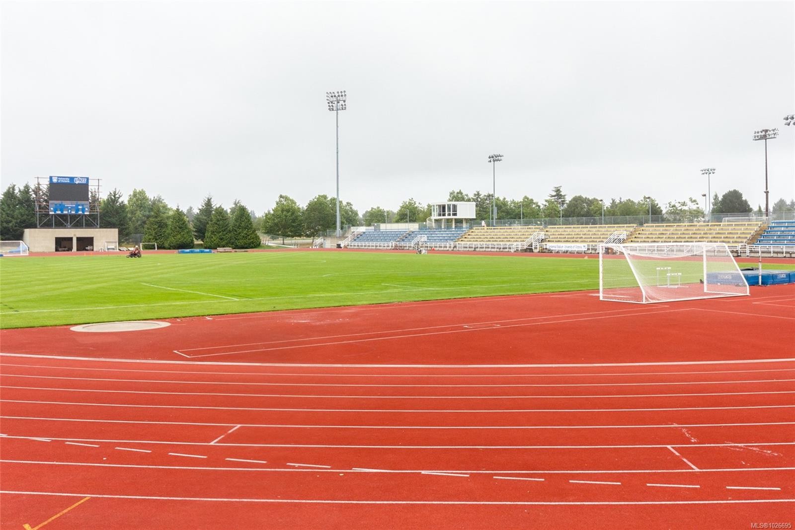 2320 Hazelton Pl, Saanich, BC