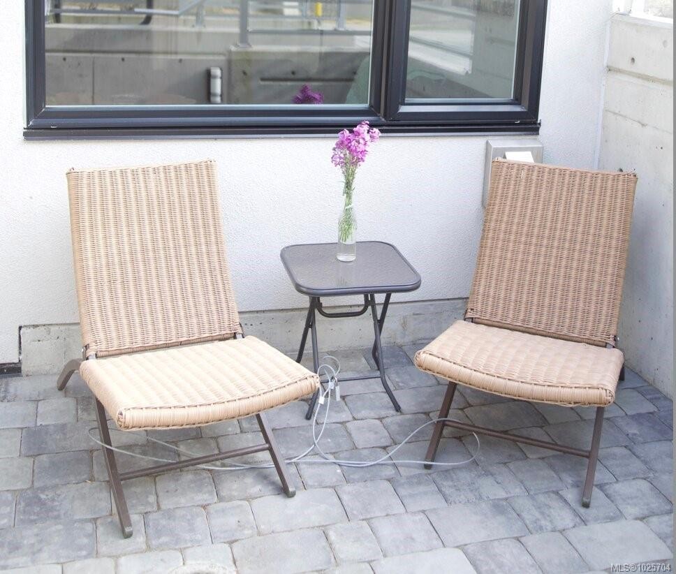 102-1014 Park Blvd, Victoria, BC - Outdoor With Deck Patio Veranda With Exterior