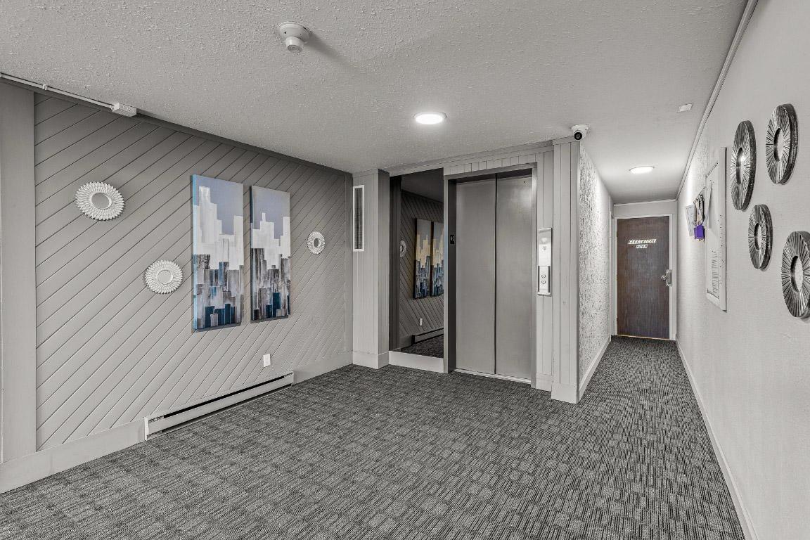 112-445 All Star Court, Kelowna, BC - Indoor Photo Showing Other Room