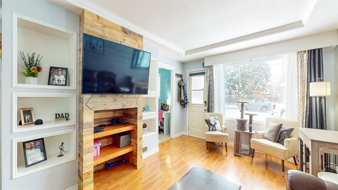 320 2Nd Avenue, Cranbrook, BC - Indoor