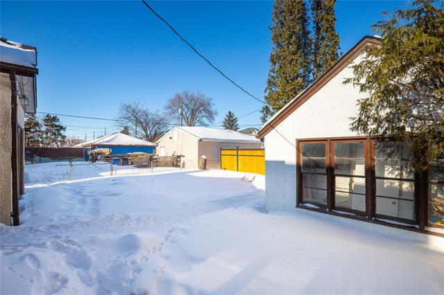 297 Matheson Ave, Winnipeg, MB