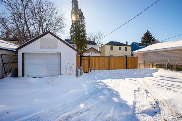 297 Matheson Ave, Winnipeg, MB