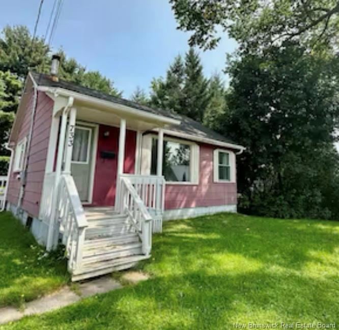 733 Maclaren Ave, Devon, NB