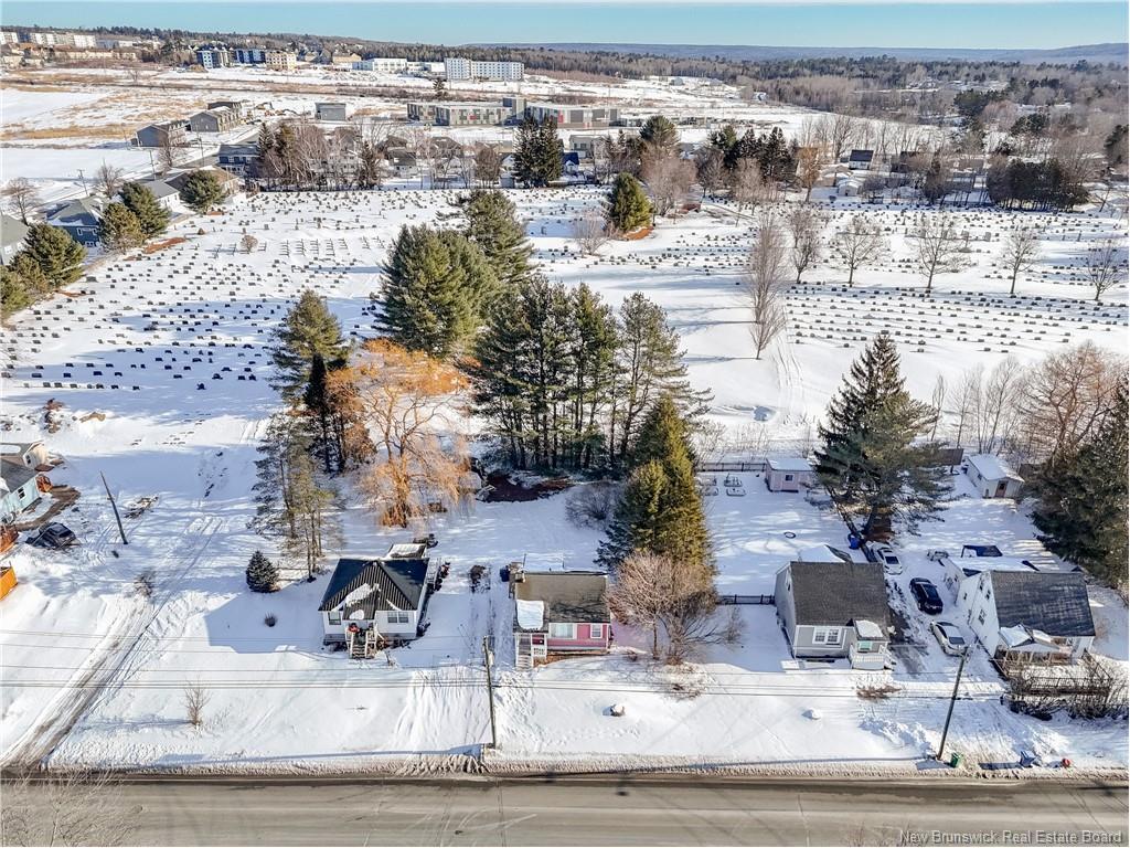 733 Maclaren Ave, Devon, NB