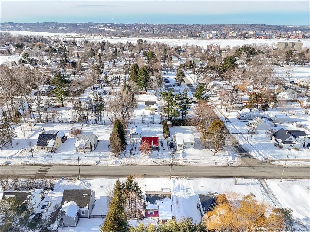 733 Maclaren Ave, Devon, NB