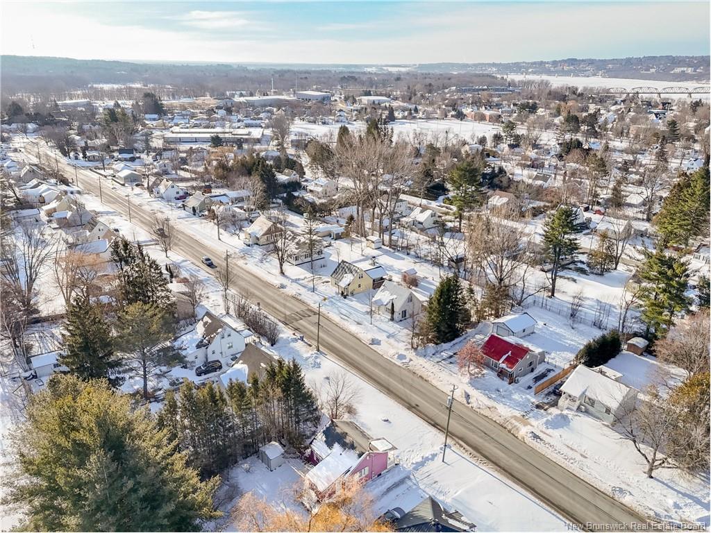 733 Maclaren Ave, Devon, NB