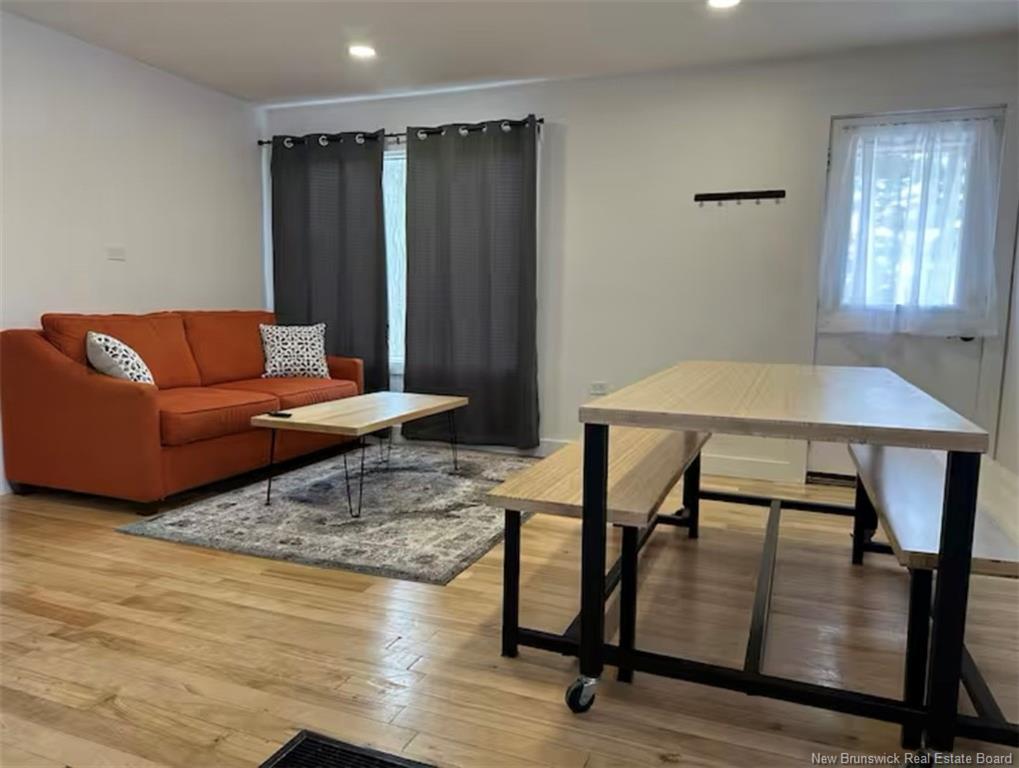 733 Maclaren Ave, Devon, NB
