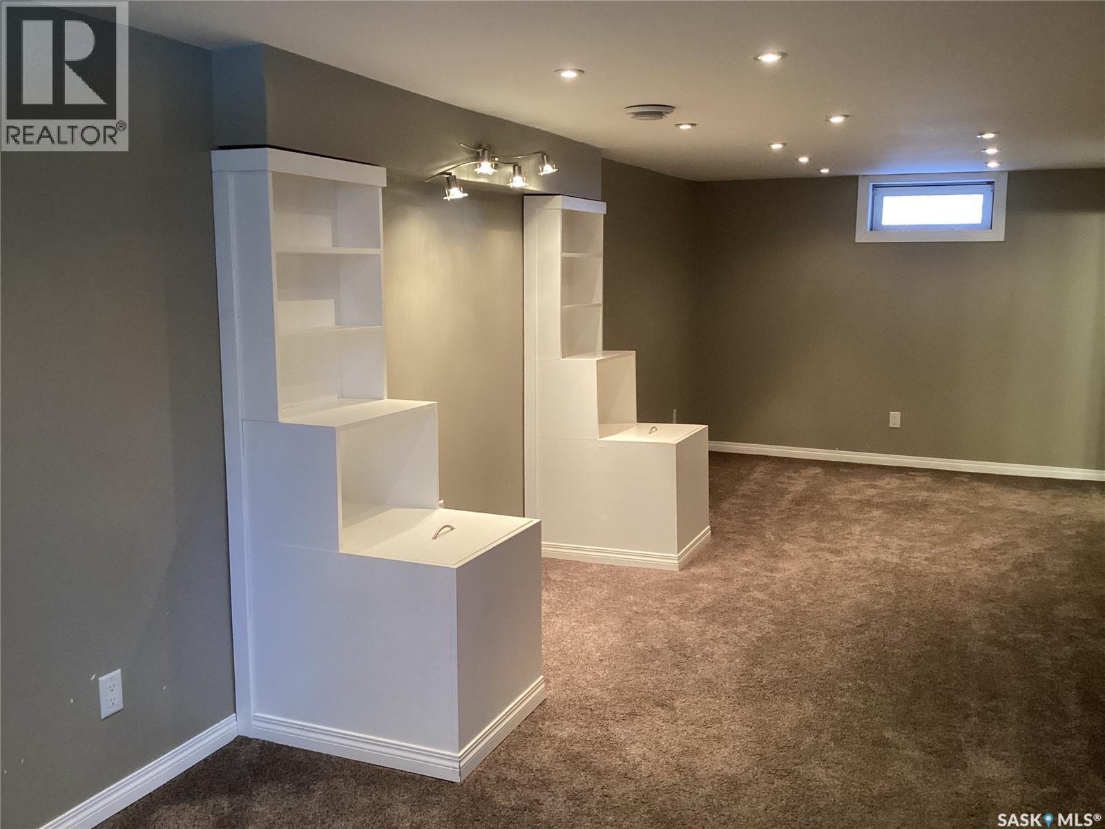 3709 Caen Avenue, Regina, SK - Indoor Photo Showing Other Room