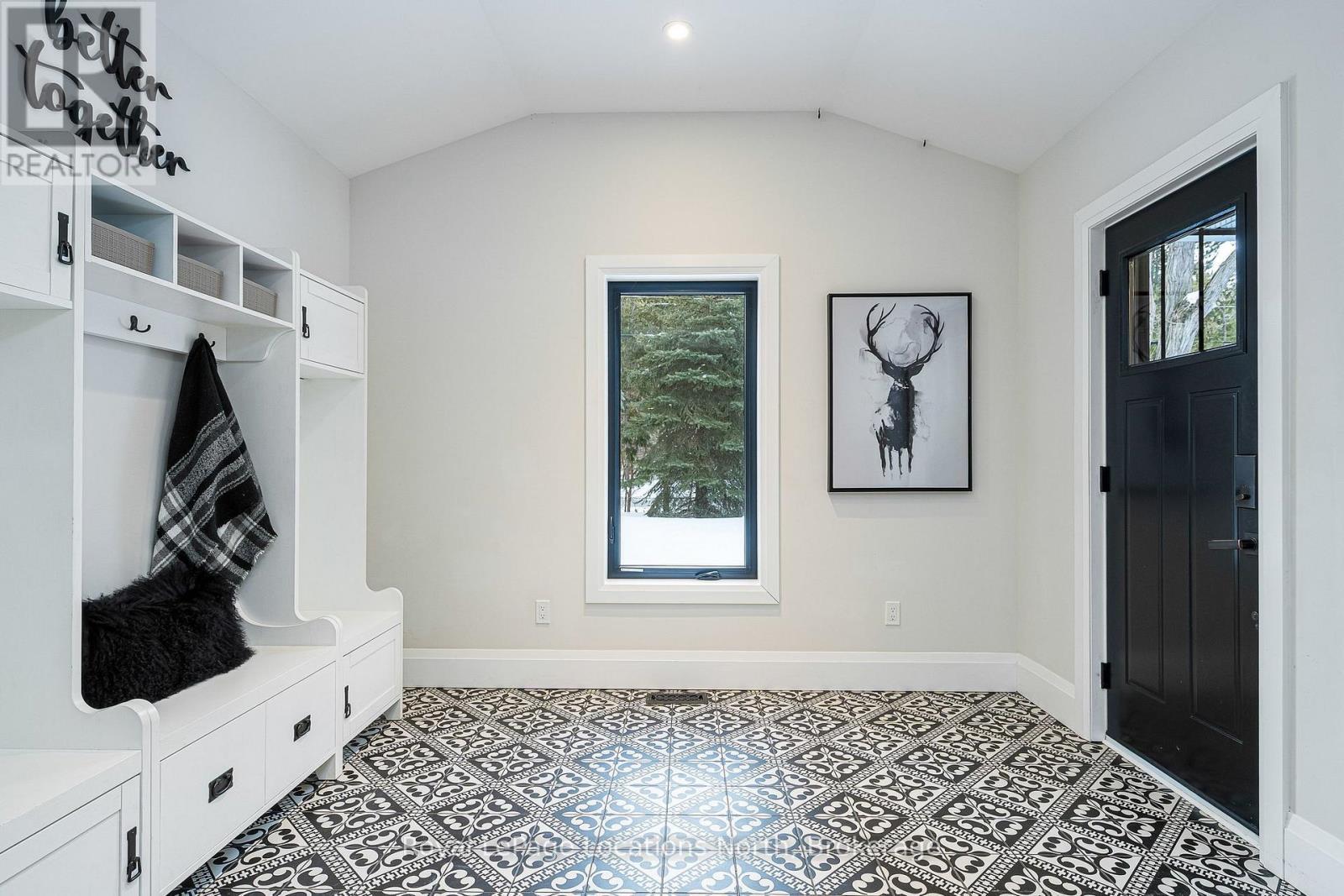 3 Holly Court, Collingwood, ON - Indoor Photo Showing Other Room