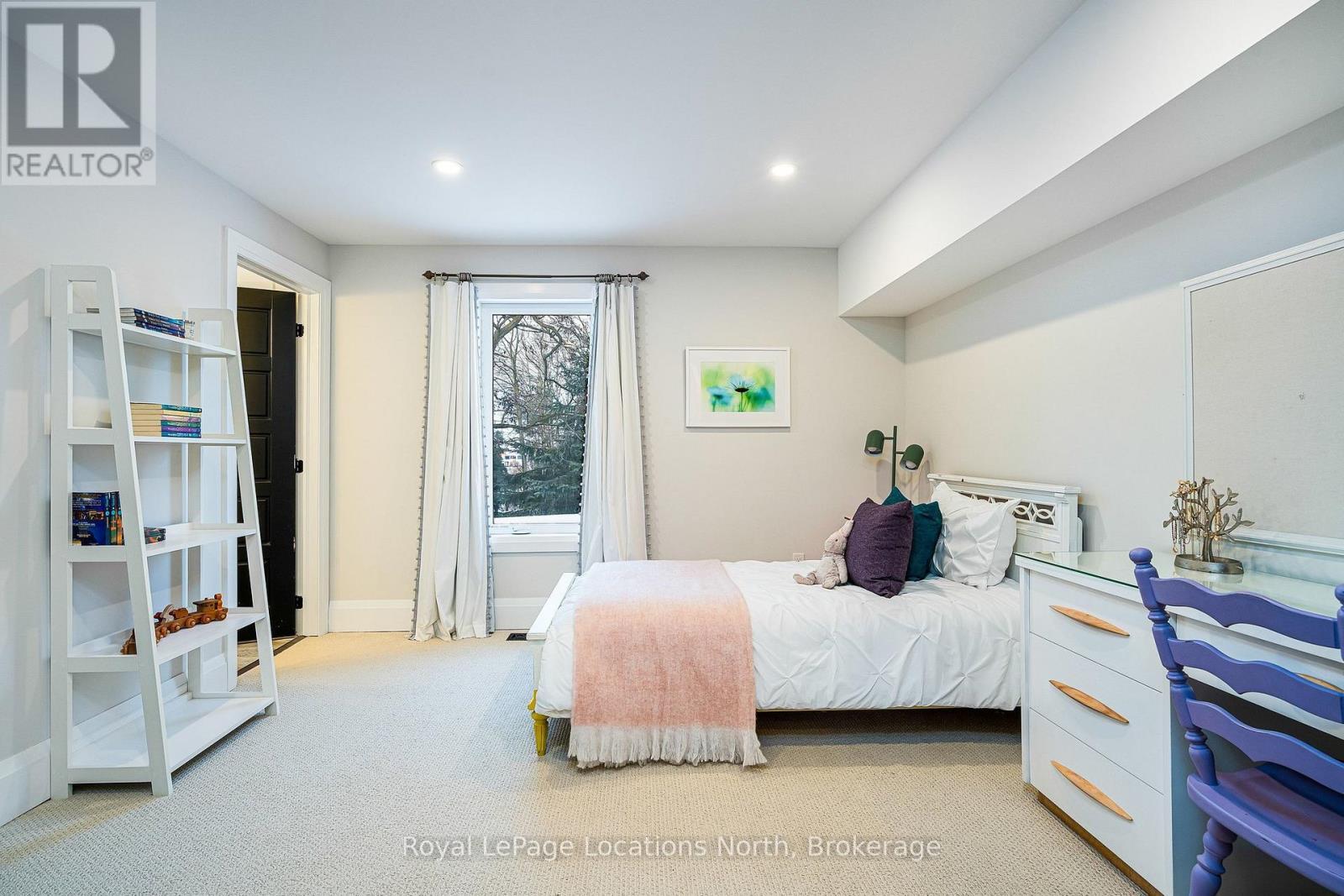 3 Holly Court, Collingwood, ON - Indoor Photo Showing Bedroom
