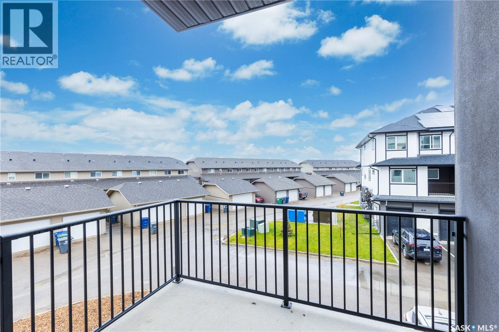 208 419 Willowgrove Square, Saskatoon, SK