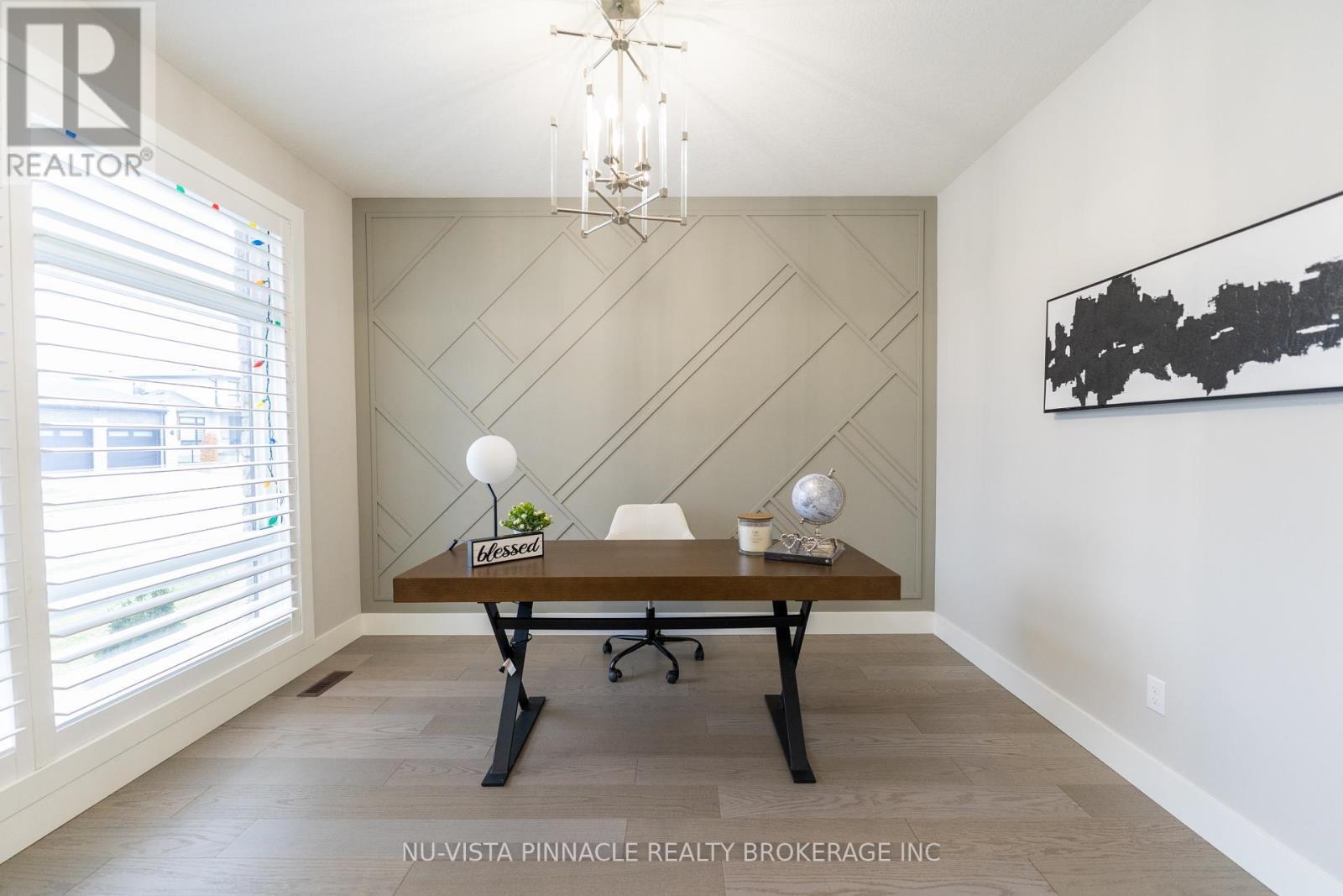 3354 Mersea Street, London South (South V), ON - Indoor