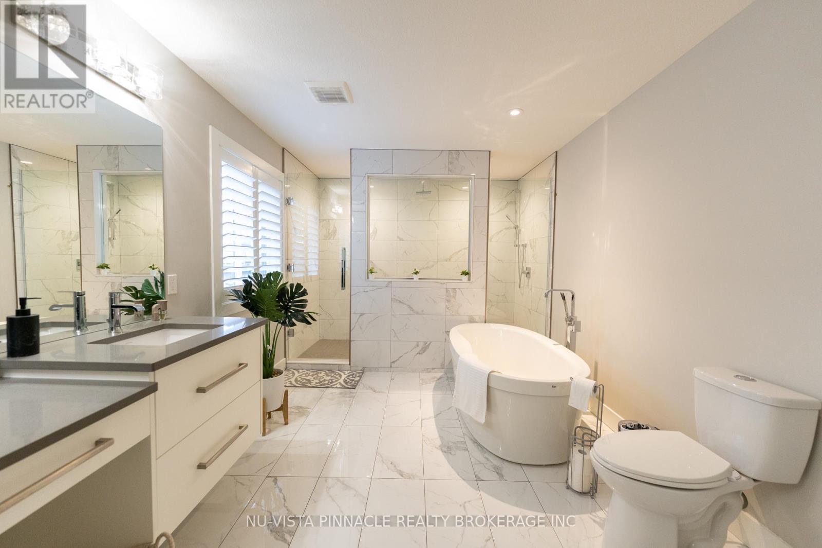 3354 Mersea Street, London South (South V), ON - Indoor Photo Showing Bathroom
