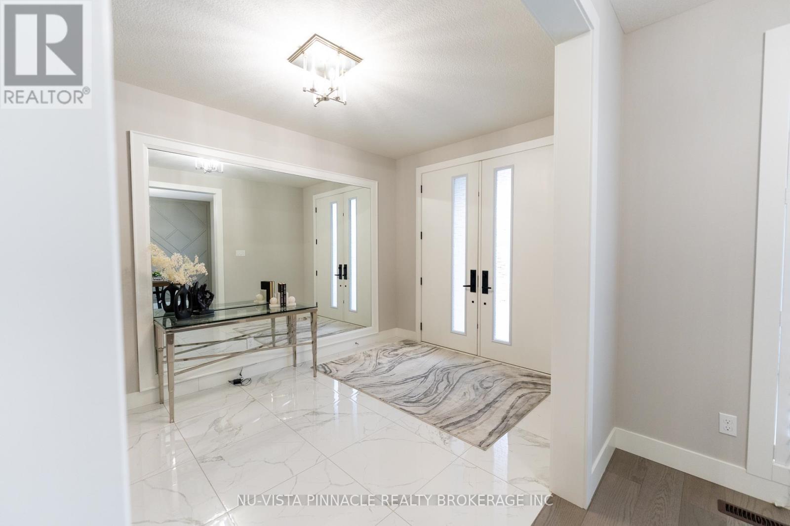 3354 Mersea Street, London South (South V), ON - Indoor Photo Showing Other Room