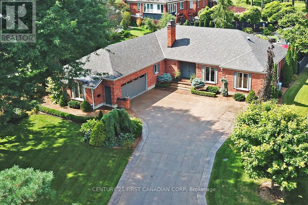 811 Clearview Crescent, London North (North Q), ON - Outdoor