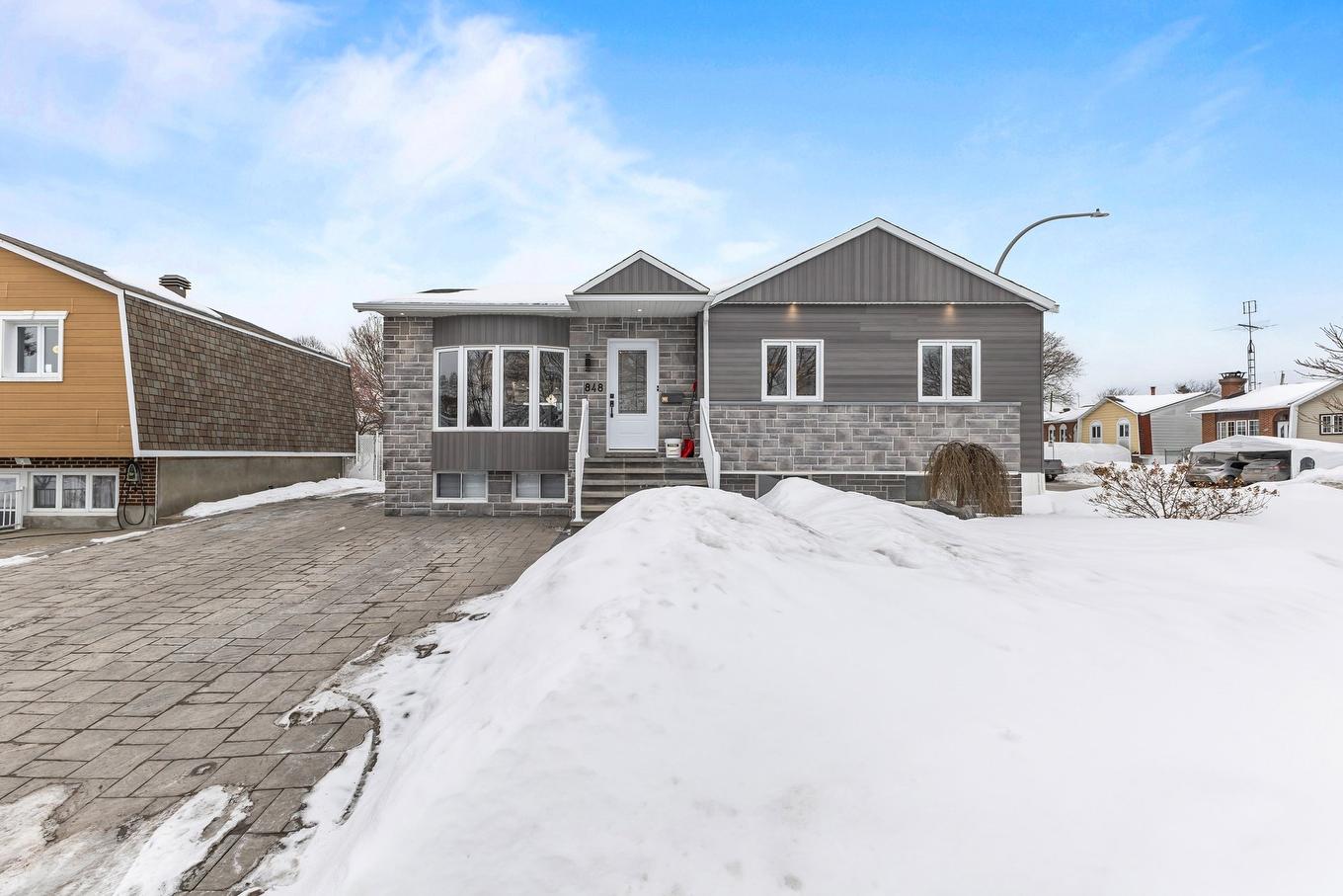 Façade - 848 Rue Gilles, Laval (Fabreville), QC - Outdoor With Facade