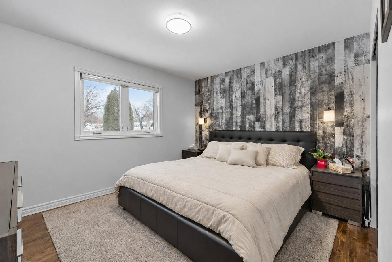 Chambre à coucher principale - 848 Rue Gilles, Laval (Fabreville), QC - Indoor Photo Showing Bedroom