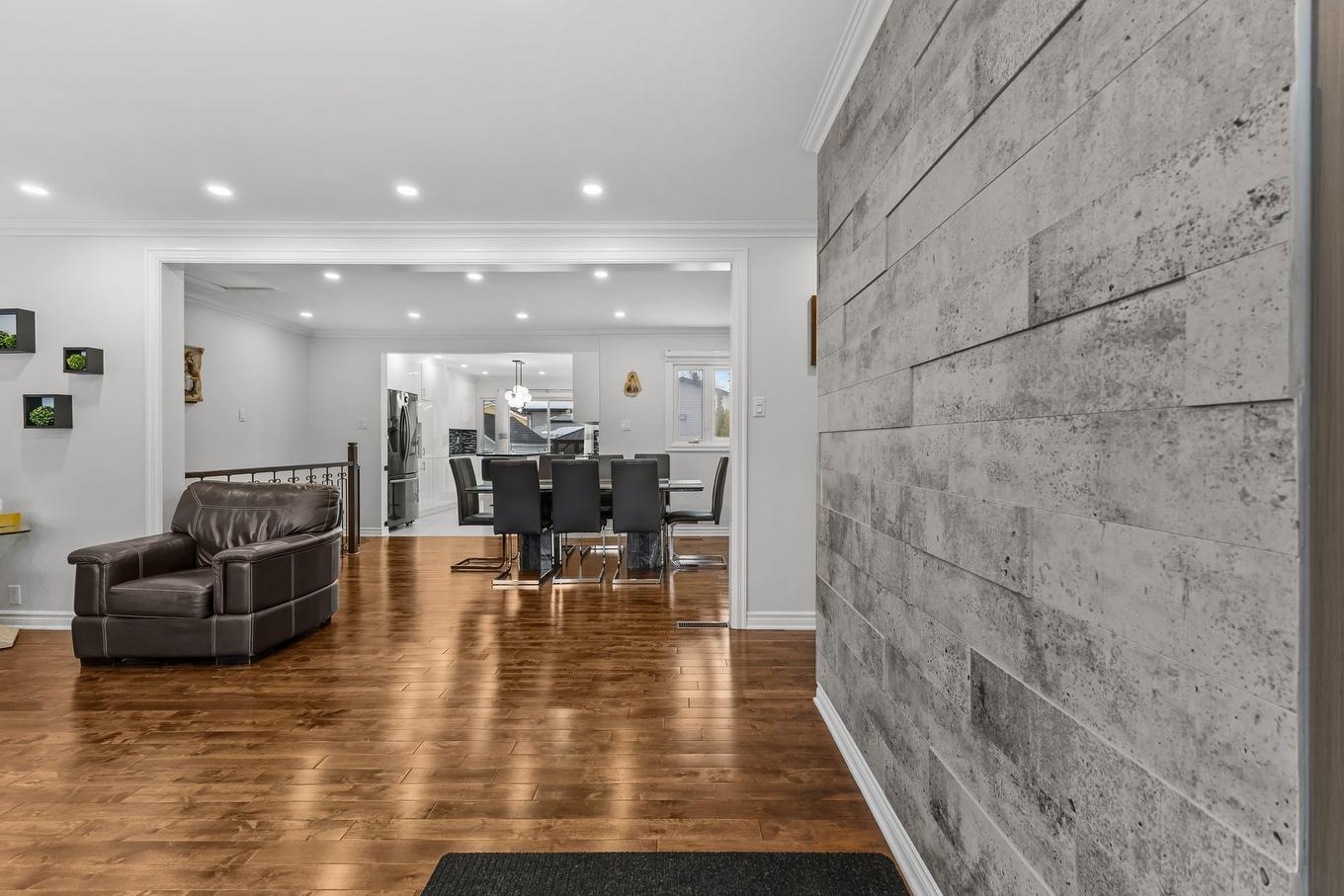 Hall d'entrée/Vestibule - 848 Rue Gilles, Laval (Fabreville), QC - Indoor