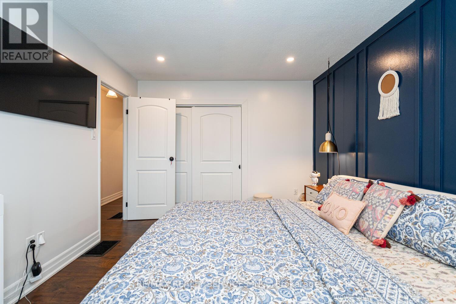 145 - 1050 Shawnmarr Road, Mississauga, ON - Indoor Photo Showing Bedroom