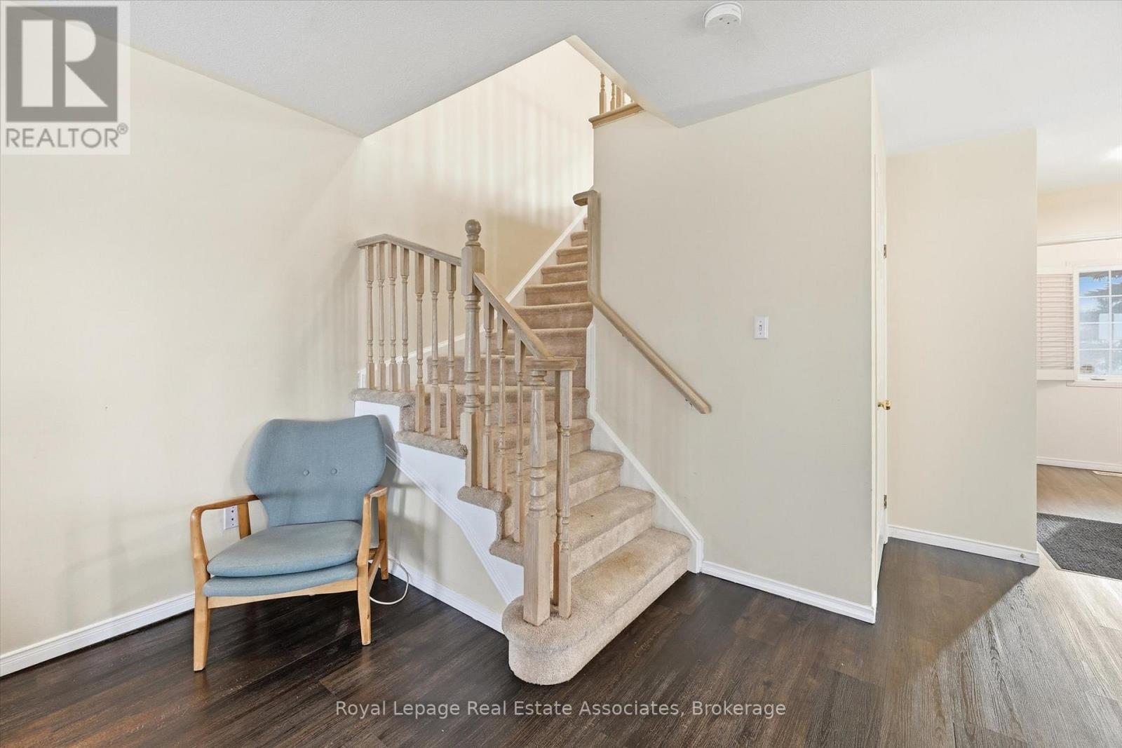 35 - 346 Highland Road W, Hamilton, ON - Indoor Photo Showing Other Room