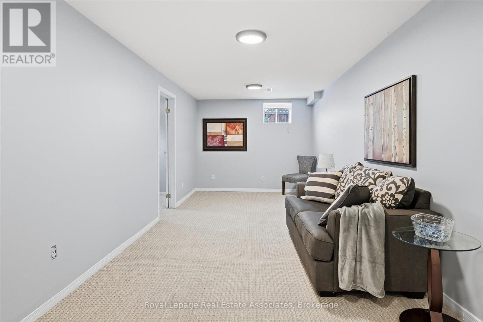 35 - 346 Highland Road W, Hamilton, ON - Indoor