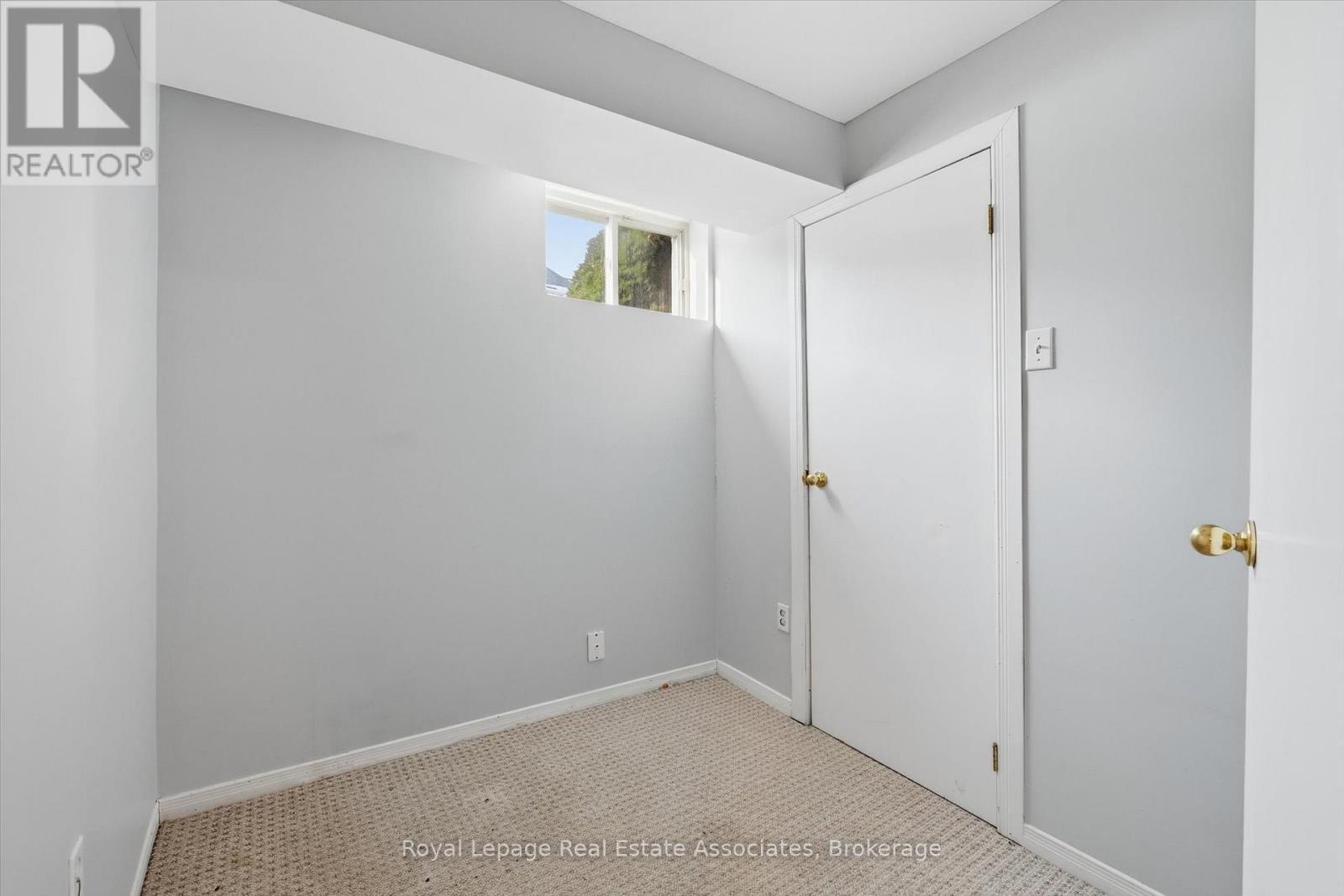 35 - 346 Highland Road W, Hamilton, ON - Indoor Photo Showing Other Room