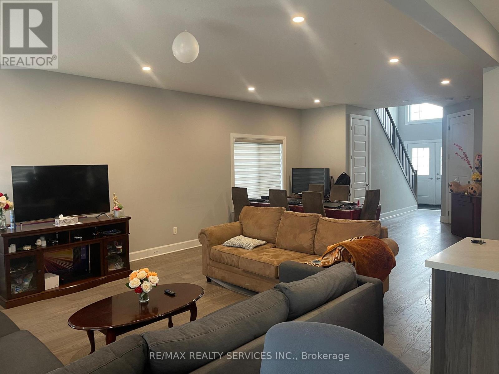 1573 Dylan Street, London East, ON - Indoor Photo Showing Other Room