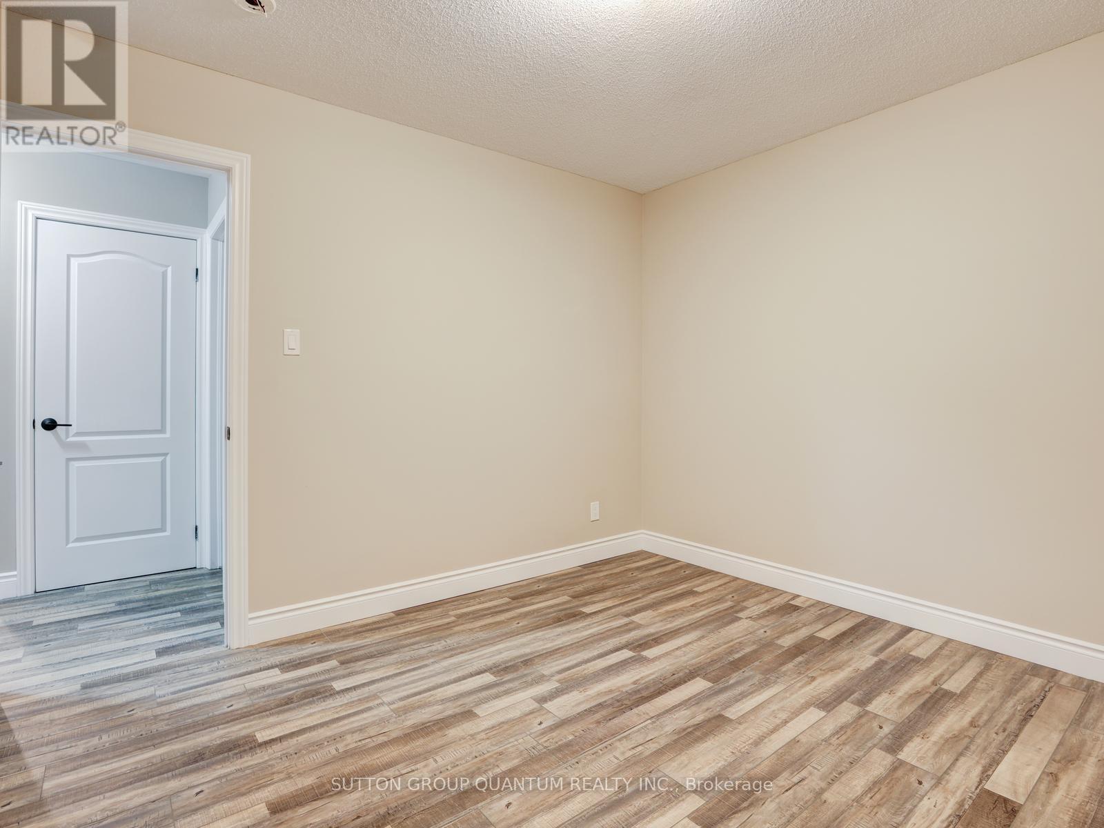 #Upper - 55 Silver Aspen Crescent, Kitchener, ON - Indoor Photo Showing Other Room