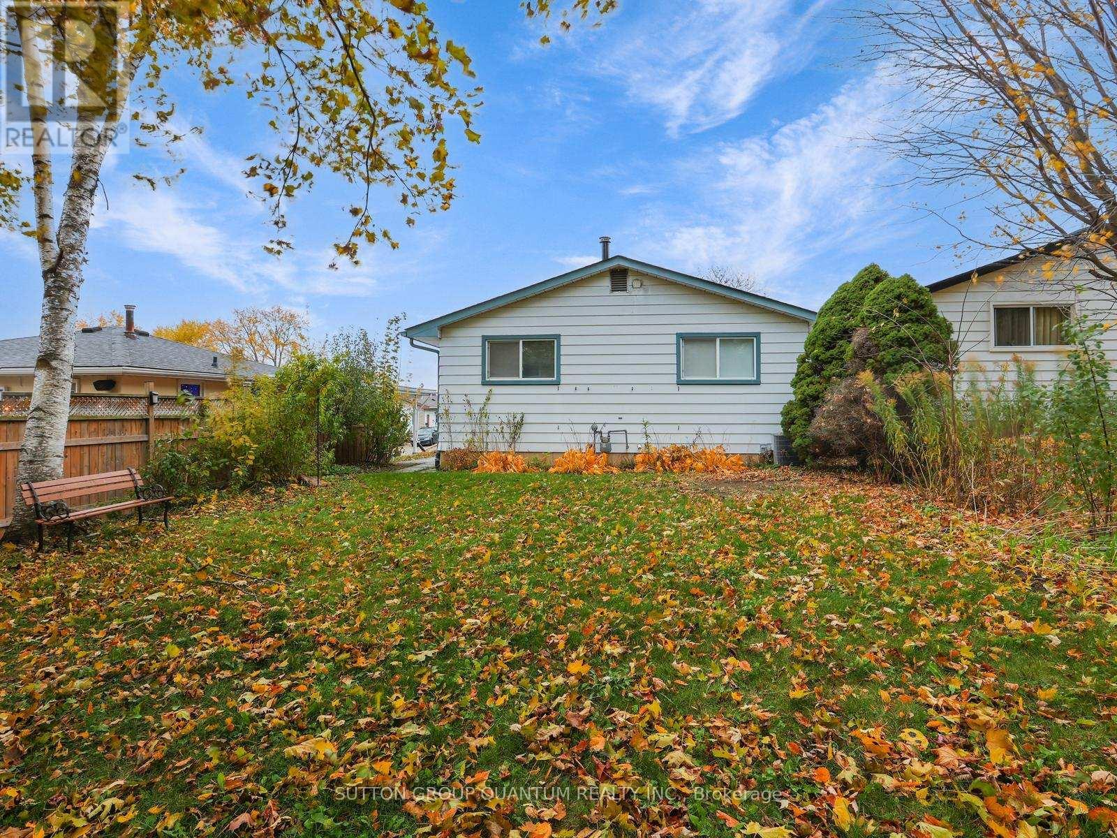 #Upper - 55 Silver Aspen Crescent, Kitchener, ON - Outdoor