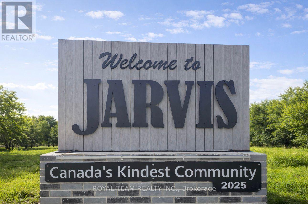 2 Lafayette Street E, Haldimand, ON - Outdoor