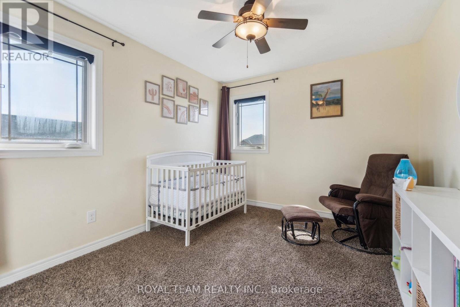 2 Lafayette Street E, Haldimand, ON - Indoor Photo Showing Bedroom