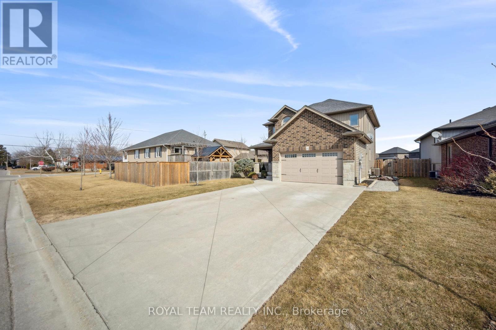 2 Lafayette Street E, Haldimand, ON - Outdoor