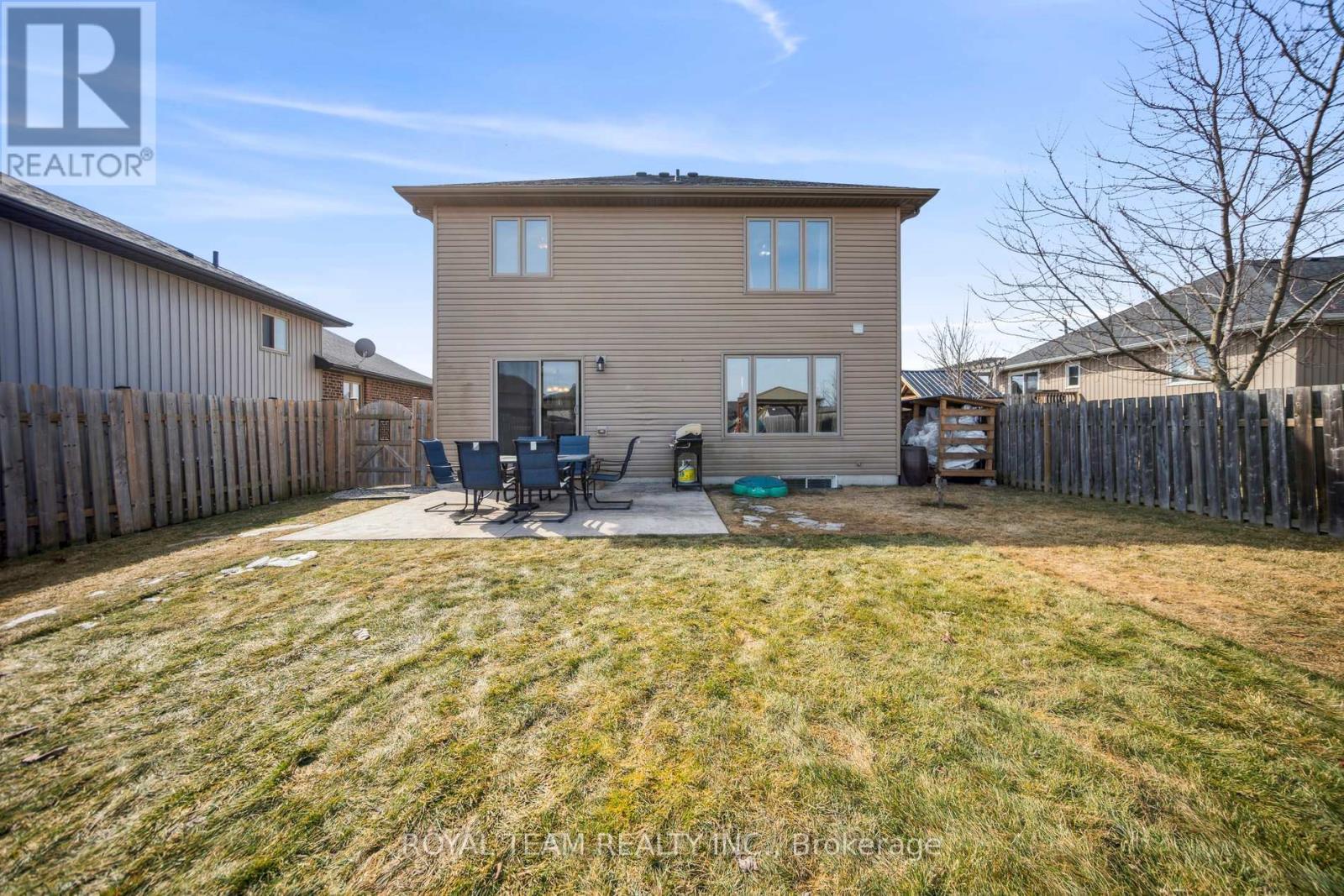 2 Lafayette Street E, Haldimand, ON - Outdoor With Exterior