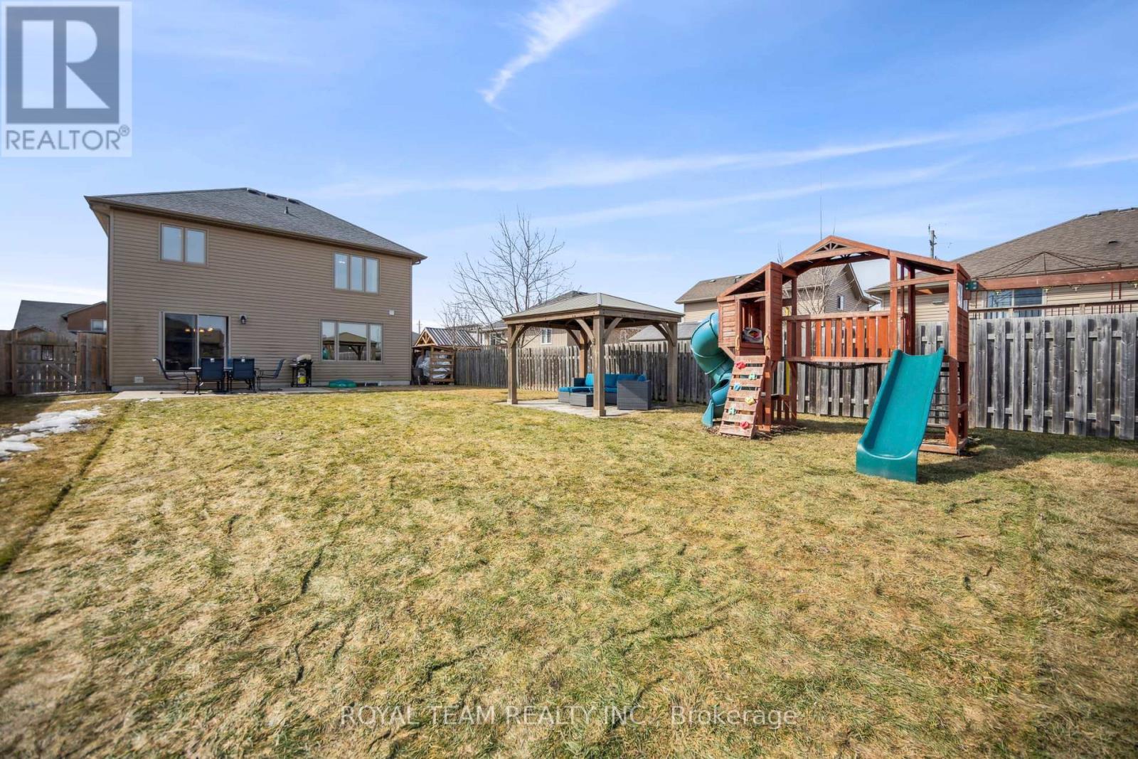 2 Lafayette Street E, Haldimand, ON - Outdoor With Exterior