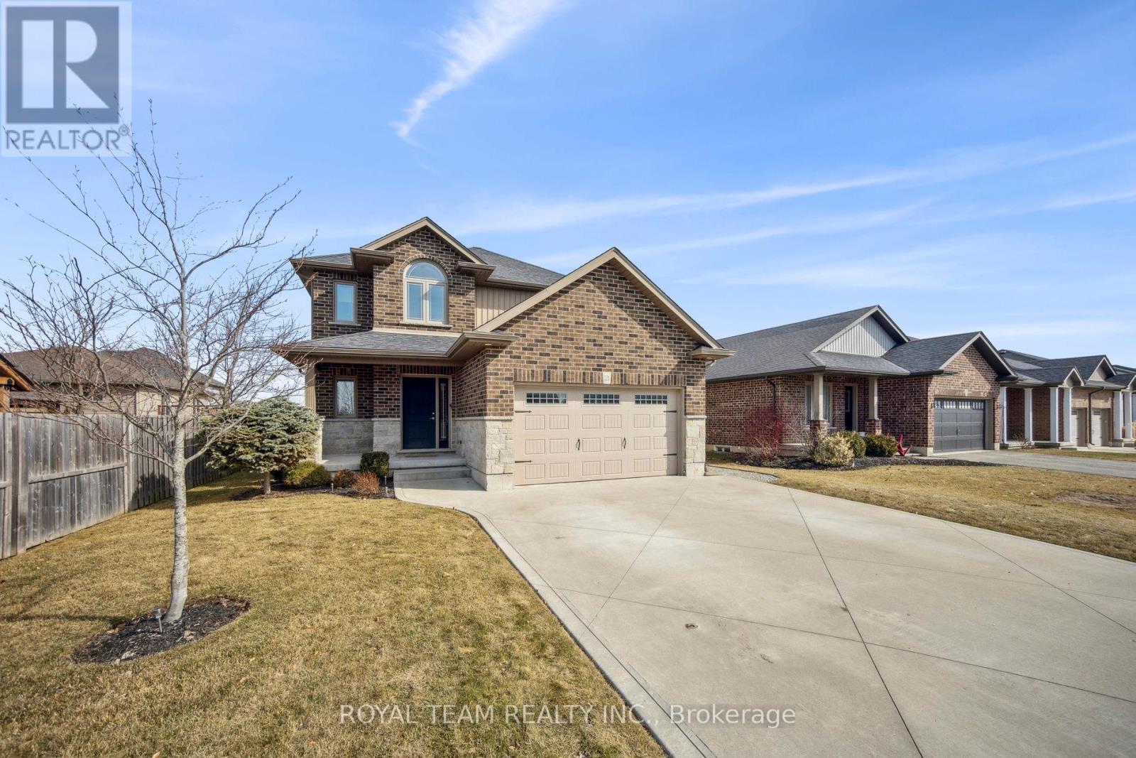 2 Lafayette Street E, Haldimand, ON - Outdoor With Facade