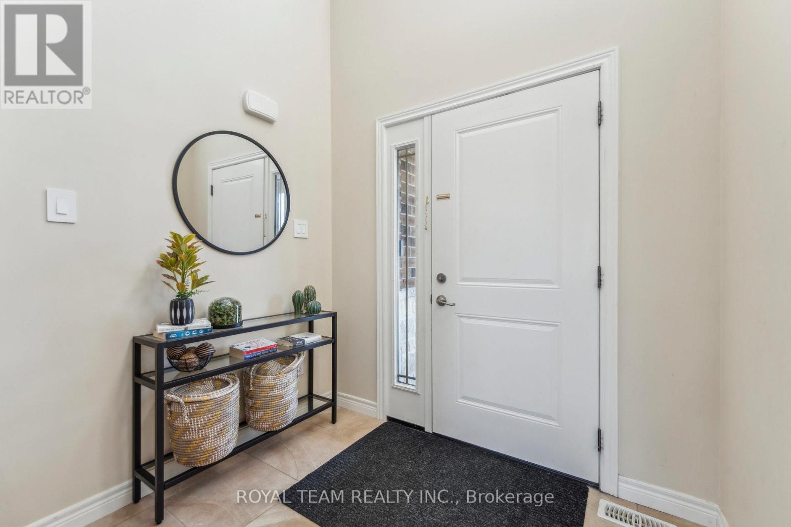 2 Lafayette Street E, Haldimand, ON - Indoor Photo Showing Other Room