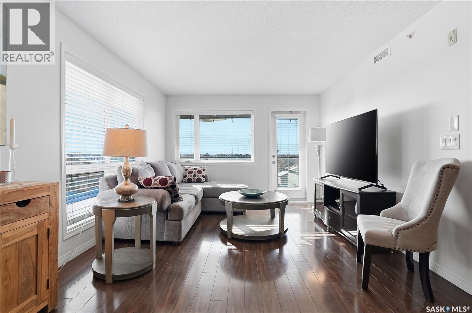 1305 102 Willis Crescent, Saskatoon, SK