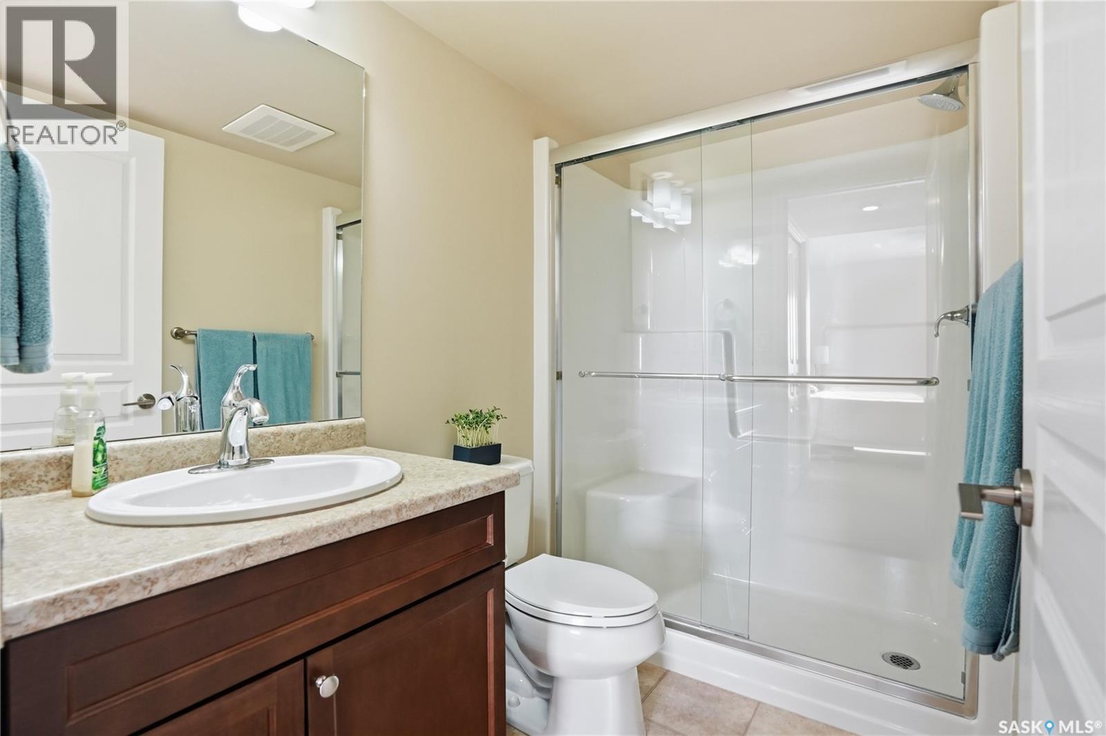 1305 102 Willis Crescent, Saskatoon, SK